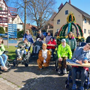 Eröffnung des Osterbrunnens in Büchenbach