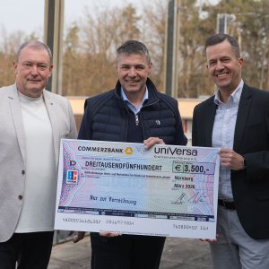 Spende der uniVersa Versicherung  für die Tagesförderstätte 
